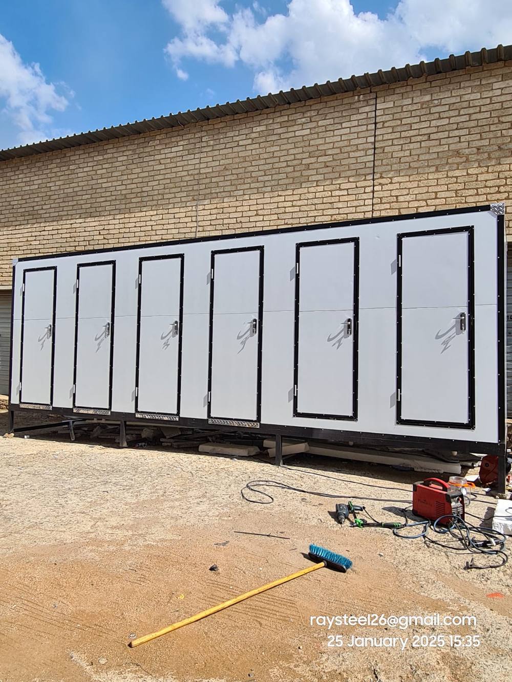Multi-door mobile toilet block built by Ray SteelWorks Design